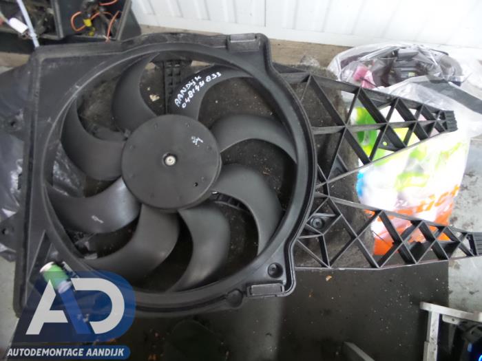 Cooling Fan Housing Fiat Bravo - 51805130 - Autodemontage Aandijk