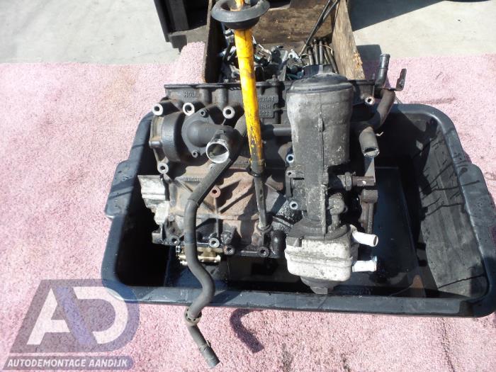 Used Engine crankcase Skoda Octavia Combi (1Z5) 1.9 TDI Price € 199,99 Margin scheme offered by Autodemontage Aandijk