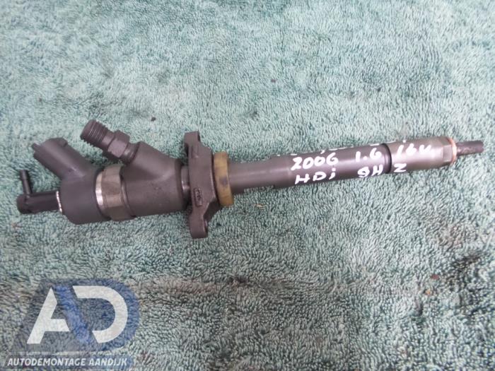 Usagé Injecteurs Peugeot 307 Break (3E) 1.6 HDiF 110 16V Prix € 49,99 Règlement à la marge proposé par Autodemontage Aandijk