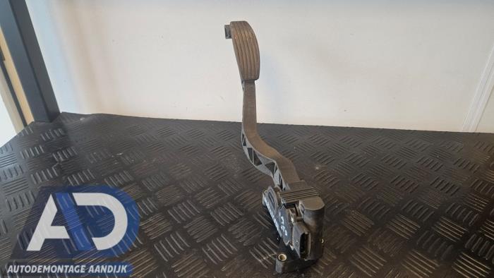 Begagnade Gaspedalsensor Alfa Romeo GT (937) 1.9 JTD 16V Multijet Pris € 24,99 Marginaltabell erbjuds av Autodemontage Aandijk
