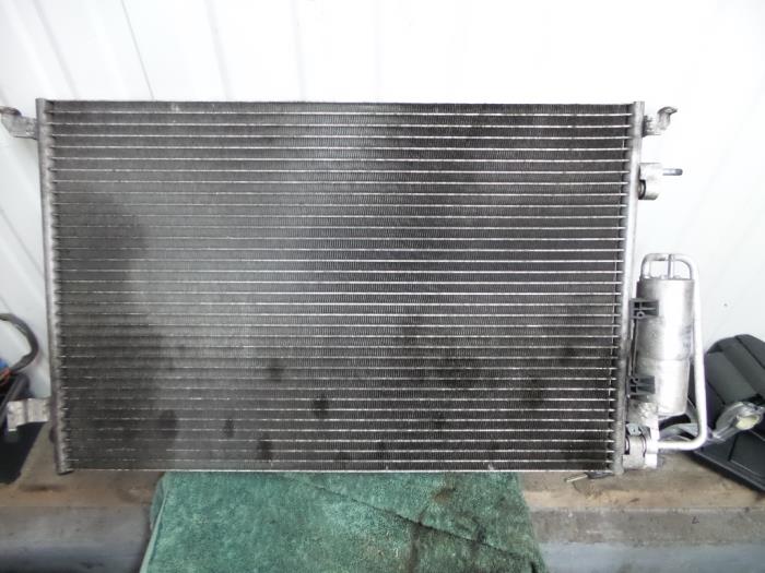 Air conditioning radiator from a Opel Vectra 2006