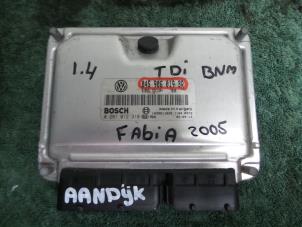Usados Ordenador de gestión de motor Skoda Fabia (6Y2) 1.4 TDI 70 Precio € 49,99 Norma de margen ofrecido por Autodemontage Aandijk