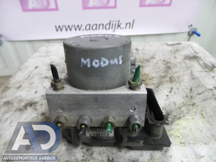 Usagé Bloc ABS Renault Modus Prix sur demande proposé par Autodemontage Aandijk