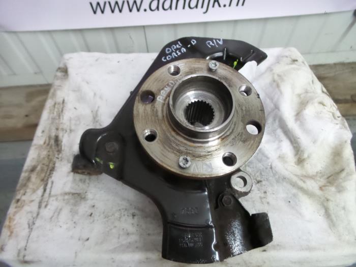Knuckle, front right from a Opel Corsa D 1.3 CDTi 16V ecoFLEX 2014