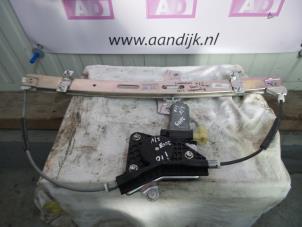Used Door window motor Hyundai i10 (F5) 1.2i 16V Price € 34,99 Margin scheme offered by Autodemontage Aandijk