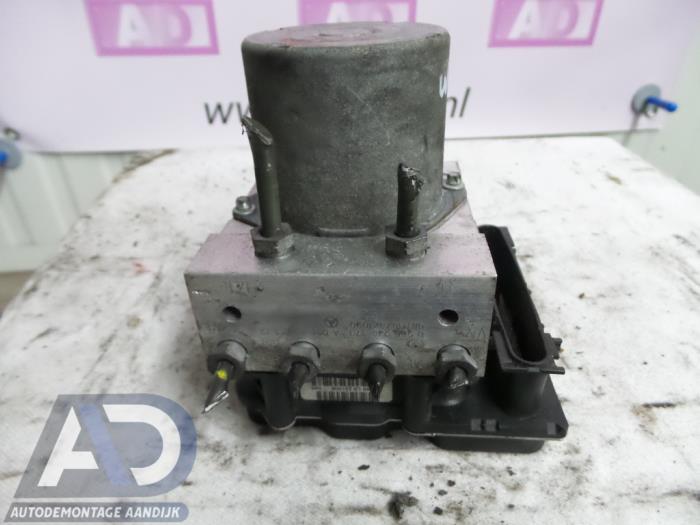 Used ABS pump Mercedes A (W169) 1.5 A-150 5-Drs. Price € 64,99 Margin scheme offered by Autodemontage Aandijk