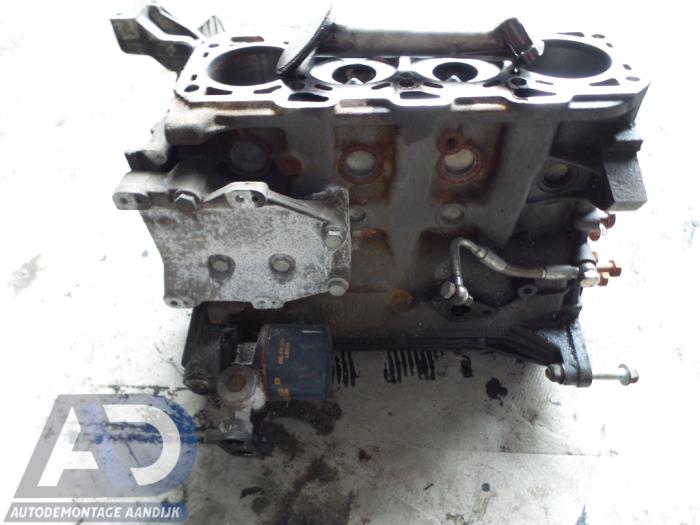 Used Engine crankcase Alfa Romeo GT (937) 1.9 JTD 16V Multijet Price € 150,00 Margin scheme offered by Autodemontage Aandijk