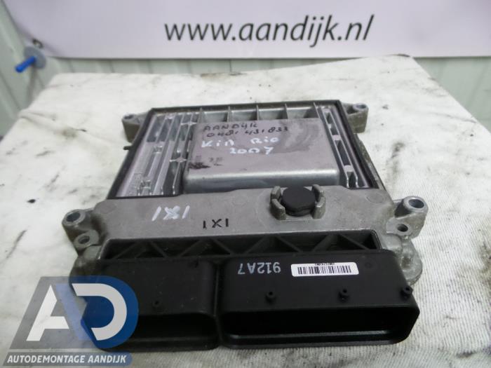 Used Engine management computer Kia Rio II (DE) 1.4 16V Price € 59,99 Margin scheme offered by Autodemontage Aandijk