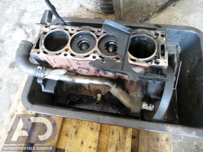 Used Engine crankcase Peugeot Expert (G9) 2.0 HDi 140 16V Price on request offered by Autodemontage Aandijk