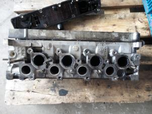 Used Cylinder head Peugeot Expert (222/224) 2.0 HDI 220/230 C Price on request offered by Autodemontage Aandijk