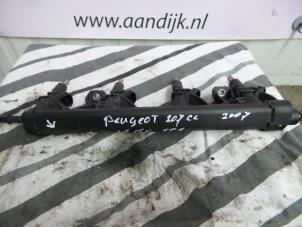 Used Fuel injector nozzle Peugeot 207 CC (WB) 1.6 16V Price € 94,99 Margin scheme offered by Autodemontage Aandijk
