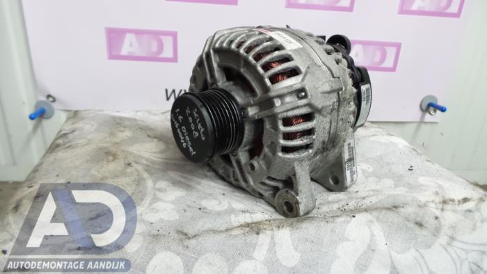 Usagé Dynamo Fiat Scudo (270) 1.6 D Multijet Prix € 39,99 Règlement à la marge proposé par Autodemontage Aandijk