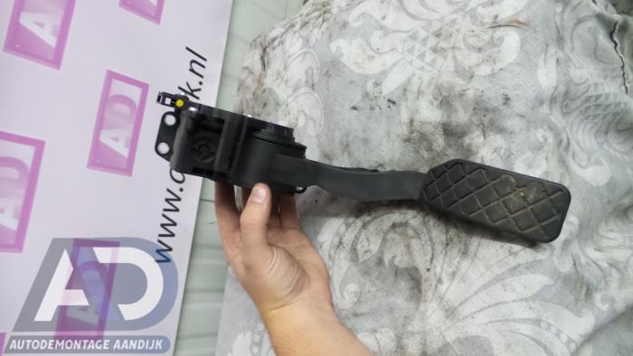 Begagnade Gaspedalsensor Seat Ibiza IV SC (6J1) 1.6 TDI 105 Pris € 24,99 Marginaltabell erbjuds av Autodemontage Aandijk
