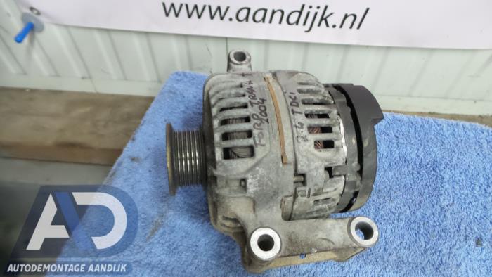 Dynamo d'un Ford Transit 2.4 TDdi 16V 2004
