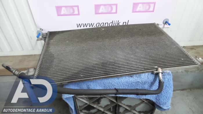 Usagé Radiateur clim Renault Grand Scénic II (JM) 1.6 16V Prix € 29,99 Règlement à la marge proposé par Autodemontage Aandijk