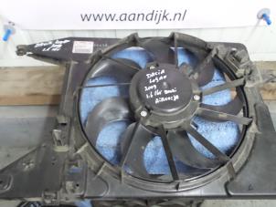Used Cooling fan housing Dacia Logan MCV (KS) 1.6 16V Price € 79,99 Margin scheme offered by Autodemontage Aandijk