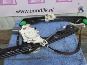 Used Door window motor BMW 1 serie (E87/87N) 118d 16V Price € 49,99 Margin scheme offered by Autodemontage Aandijk