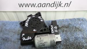 Used Door window motor Mazda 3 Sport (BK14) 1.6 CiTD 16V Price € 29,99 Margin scheme offered by Autodemontage Aandijk