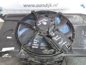 Used Cooling fan housing Ford Focus 2 Wagon 1.6 16V Price € 79,99 Margin scheme offered by Autodemontage Aandijk