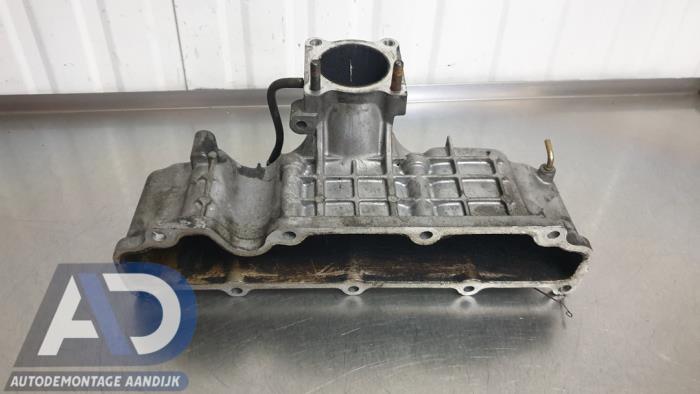 Gebrauchte Ansaugbrugge Toyota Corolla Verso (R10/11) 2.2 D-4D 16V Preis € 44,99 Margenregelung angeboten von Autodemontage Aandijk