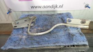 Used Bonnet Hinge Ford Transit 2.0 TDdi 16V 260S Price € 19,99 Margin scheme offered by Autodemontage Aandijk