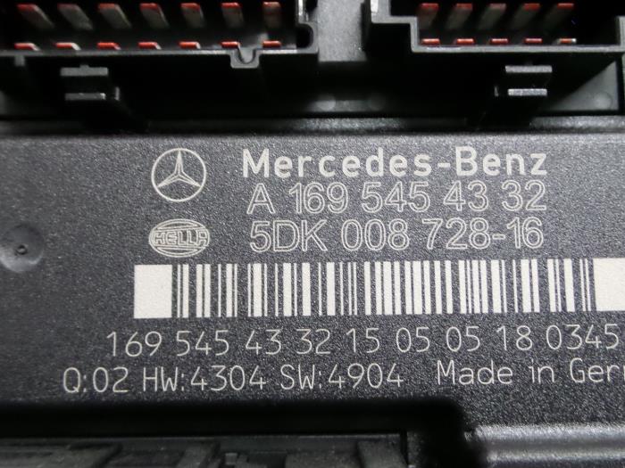 Body control computer from a Mercedes A-Klasse 2006