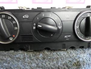 Used Air conditioning control panel Mercedes A-Klasse Price € 49,99 Margin scheme offered by Autodemontage Aandijk