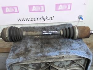 Usagé Arbre de transmission avant gauche Honda Jazz (GE) 1.4 i-Dsi Prix € 39,99 Règlement à la marge proposé par Autodemontage Aandijk