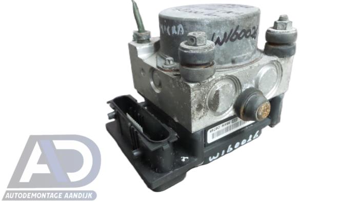 Begagnade ABS-pump Nissan Micra (K12) 1.2 16V Pris € 39,99 Marginaltabell erbjuds av Autodemontage Aandijk