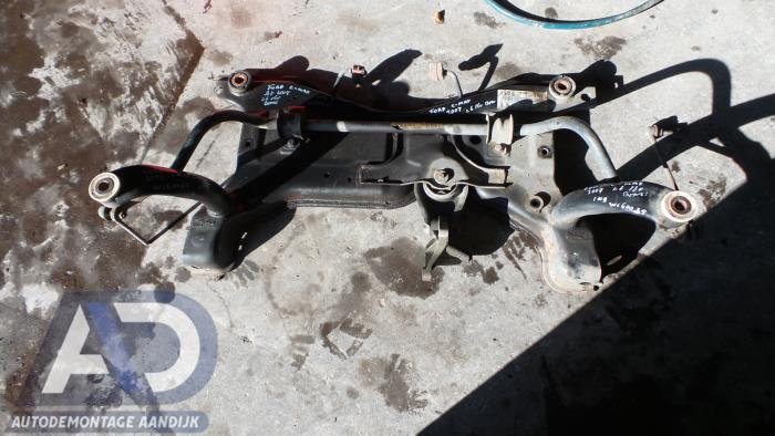 Used Subframe Ford Focus C-Max 1.6 16V Ti-VCT Price on request offered by Autodemontage Aandijk