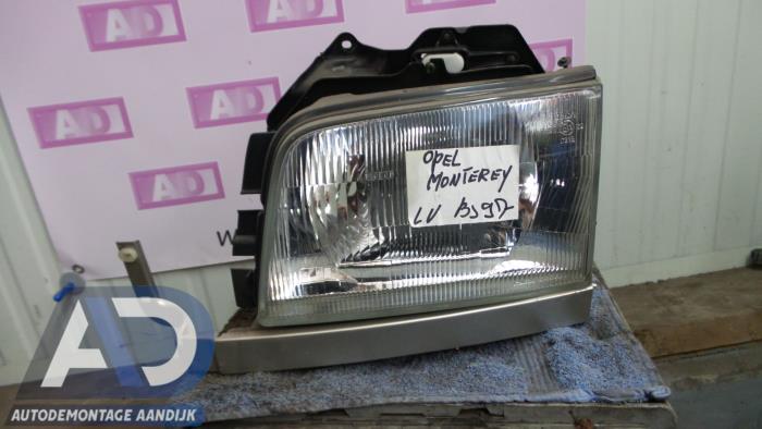 Używane Reflektor lewy Opel Monterey Cena na żądanie oferowane przez Autodemontage Aandijk