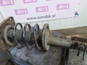 Usados Barra de amortiguador izquierda delante Fiat Scudo Precio de solicitud ofrecido por Autodemontage Aandijk