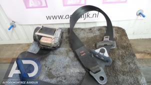 Używane Napinacz pasa bezpieczenstwa prawy Fiat Scudo (220Z) 1.9 D Cena € 49,99 Procedura marży oferowane przez Autodemontage Aandijk
