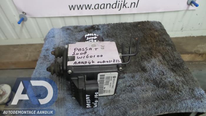 Begagnade ABS-pump Volkswagen Passat Variant (3C5) 2.0 TDI 140 Pris € 34,99 Marginaltabell erbjuds av Autodemontage Aandijk
