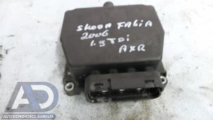Używane Pompa prózniowa elektrycznego zamka drzwiowego Skoda Fabia (6Y2) 1.9 TDi Cena € 49,99 Procedura marży oferowane przez Autodemontage Aandijk