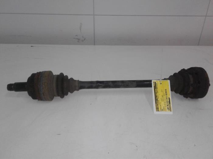 Drive shaft, rear left from a BMW 3 serie Touring (E46/3) 320d 16V 2003