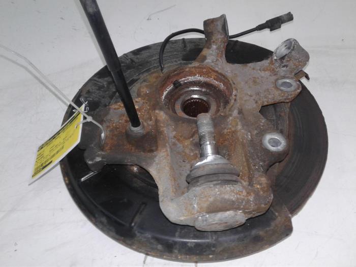 Begagnade Spindel, vänster bak Mercedes ML II (164/4JG) 3.0 ML-350 CDI BlueTec 4-Matic V6 24V Pris € 208,95 Marginaltabell erbjuds av Wessel Parts & Service B.V.