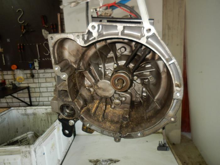Usagé Boîte de vitesse Ford Fiesta Prix € 367,50 Règlement à la marge proposé par Wessel Parts & Service B.V.