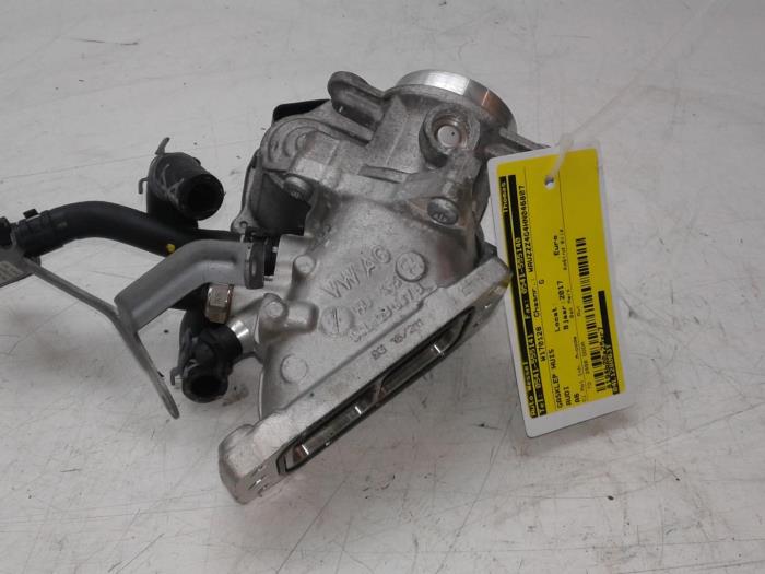 Usagé Boitier papillon Audi A6 (C7) 2.0 TDI 16V Prix € 72,45 Règlement à la marge proposé par Wessel Parts & Service B.V.