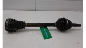 Used Front drive shaft, left Volkswagen Polo Price € 45,00 Margin scheme offered by Autobedrijf G.H. Wessel B.V.