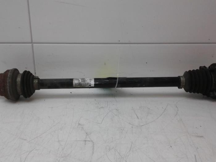 Drive shaft, rear right from a Volkswagen Golf VII (AUA) 2.0 R 4Motion 16V 2014