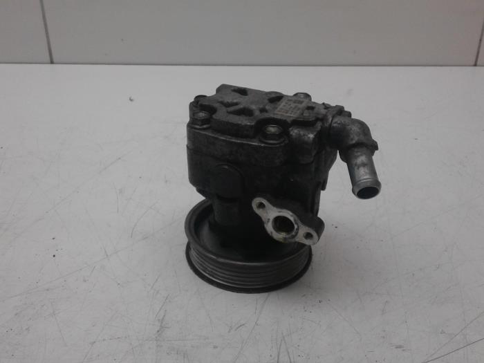 Usagé Pompe de direction Volkswagen Multivan T5 (7E/7HC/7HF/7HM) 2.0 BiTDI DRF 4Motion Prix € 124,95 Règlement à la marge proposé par Wessel Parts & Service B.V.