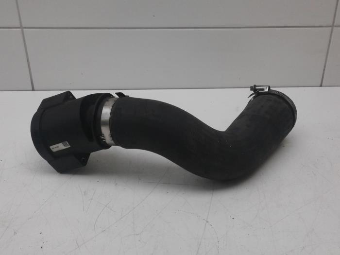 thumbnail image 2 of Turbo Intercooler Hose Pipe For VW Multivan Transporter T5 2.5 TDI 7H0145708J 2 of 10