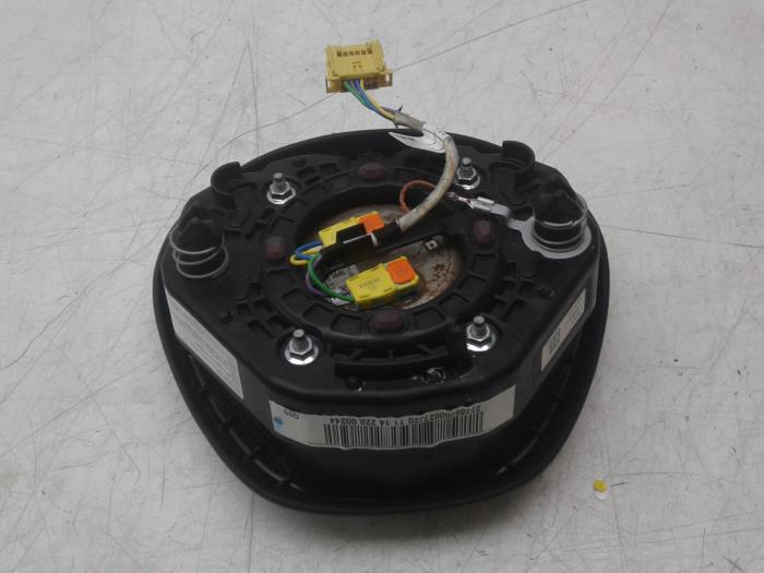 Left airbag (steering wheel) from a Mercedes-Benz S (W222/V222/X222) 3.0 S-350 BlueTec, S-350 d 24V 2014