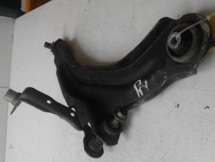 Used Front wishbone, right Renault Clio IV (5R) 1.2 16V Price € 69,00 Margin scheme offered by Autobedrijf G.H. Wessel B.V.