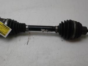 Used Front drive shaft, left Audi A5 Cabrio (8F7) 2.0 TDI 16V Price on request offered by Autobedrijf G.H. Wessel B.V.