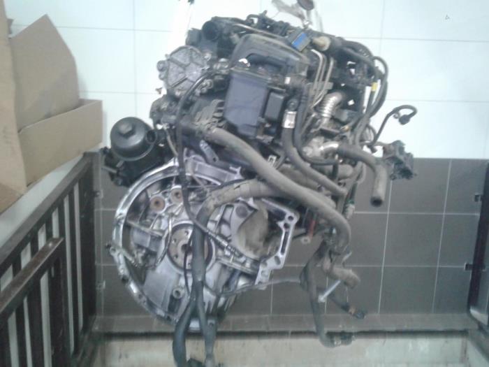 Motor de un MINI Mini (R56) 1.6 Cooper D 16V 2009