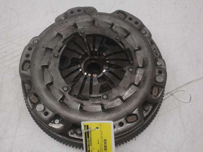 Gebrauchte Schwungrad Mercedes Sprinter 3,5t (906.73) 315 CDI 16V Preis € 208,95 Margenregelung angeboten von Wessel Parts & Service B.V.
