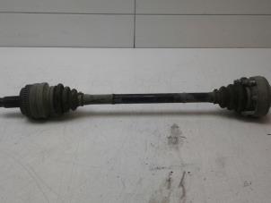 Used Drive shaft, rear right BMW 3 serie (E90) 318d 16V Price € 65,00 Margin scheme offered by Autobedrijf G.H. Wessel B.V.