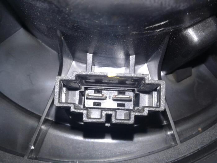 Silnik wentylatora nagrzewnicy z Volkswagen Golf VI (5K1) 2.0 TDI 16V 2012